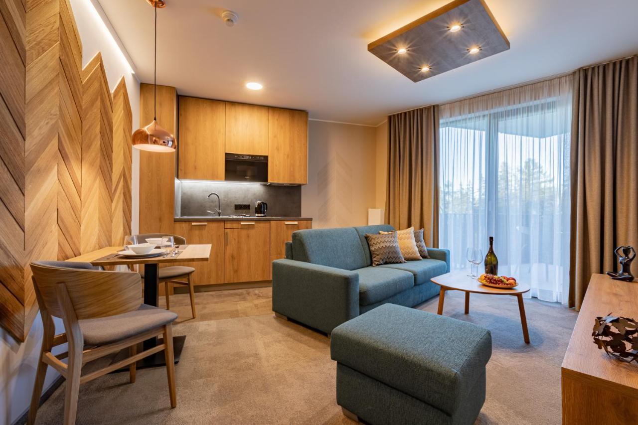 Aplend Lake Resort Strbske Pleso ภายนอก รูปภาพ