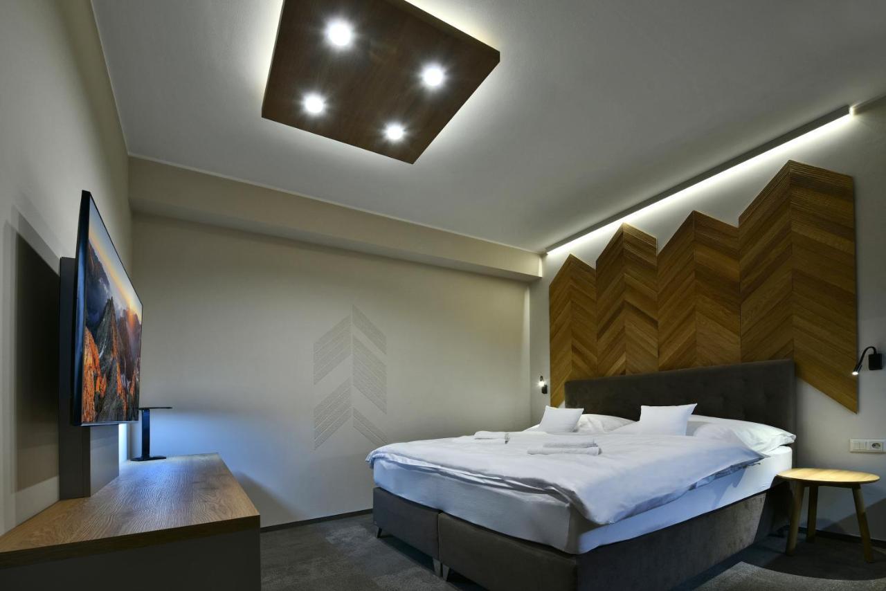 Aplend Lake Resort Strbske Pleso ภายนอก รูปภาพ